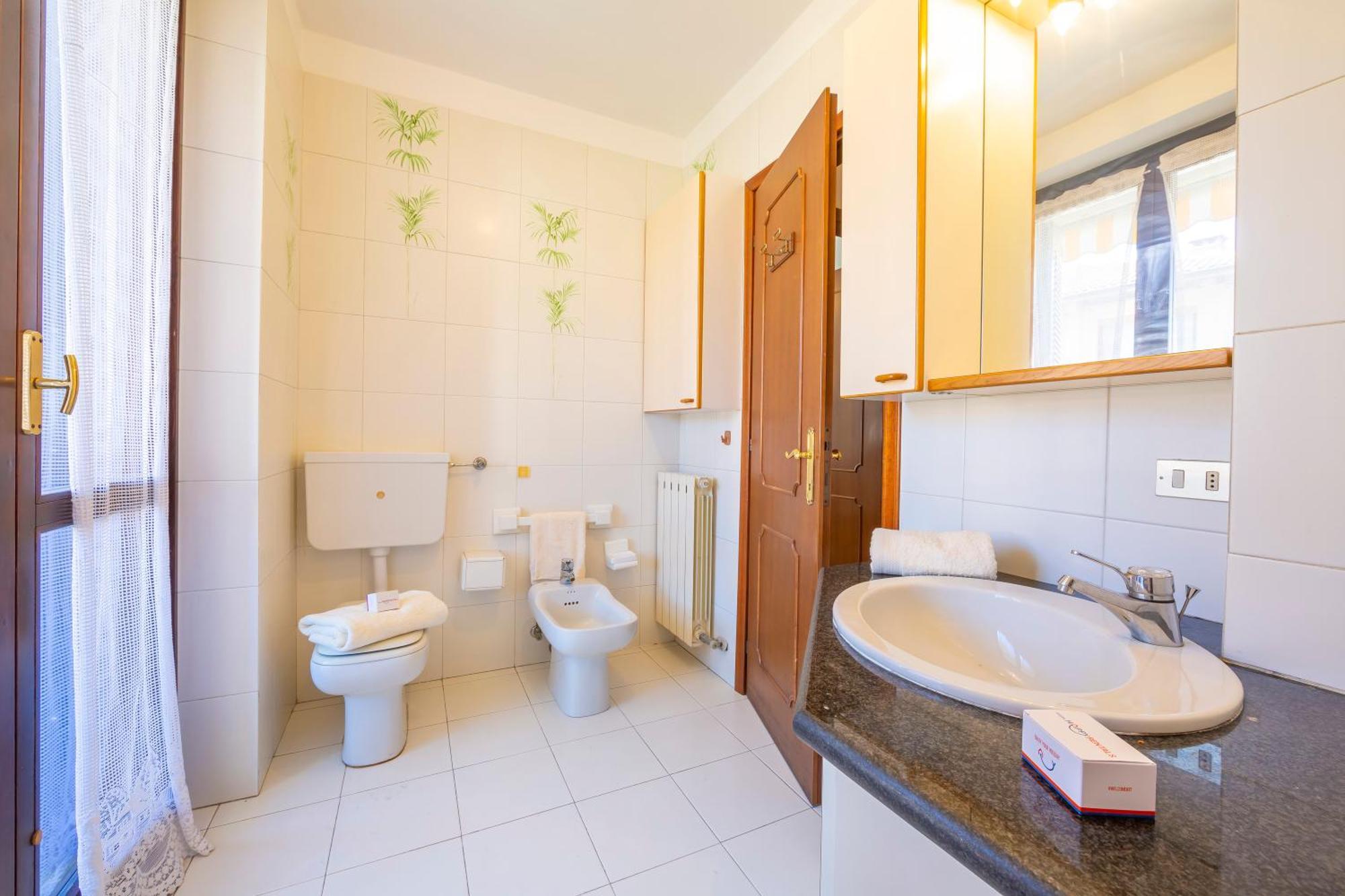 Appartamento Gaya Stresa Center - Happy Rentals Екстериор снимка