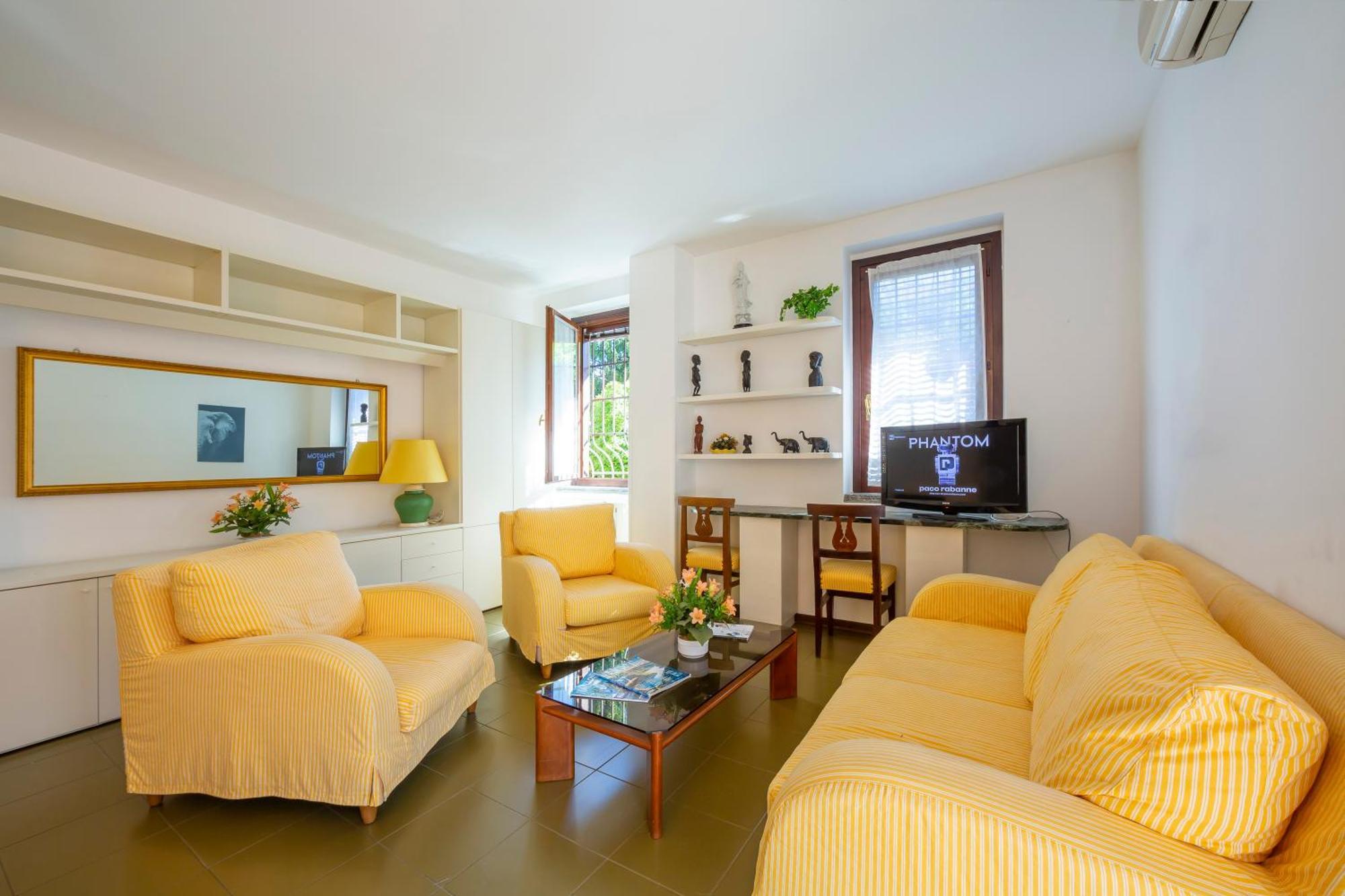 Appartamento Gaya Stresa Center - Happy Rentals Екстериор снимка